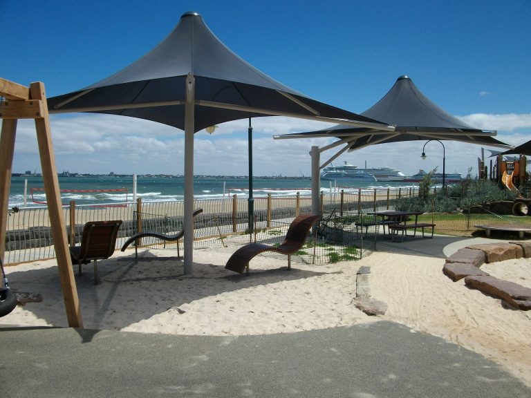 Plum Garland Reserve - Umbrellas (1)